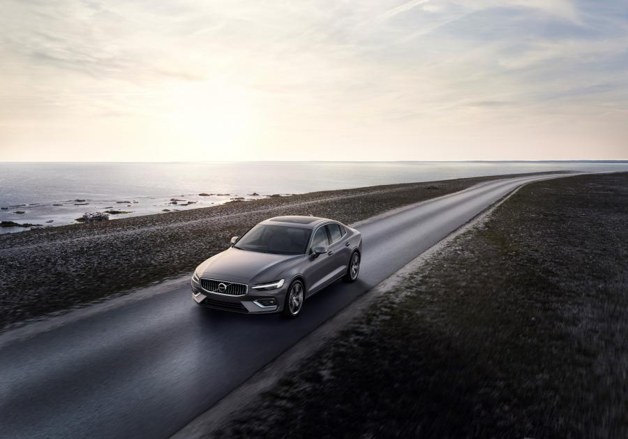  Volvo S60 T6 Inscription 2018 года  (WW) (фото 12 из 65)